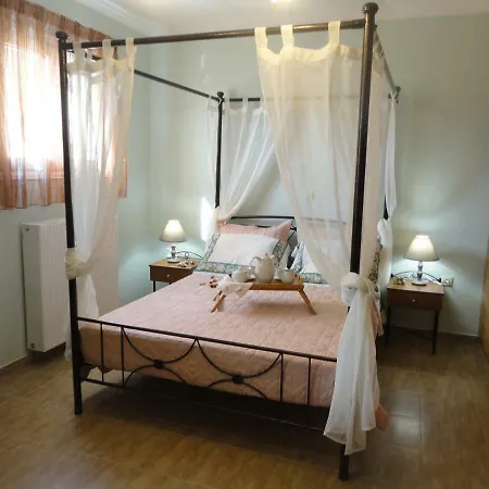 Dom wakacyjny Elpida *